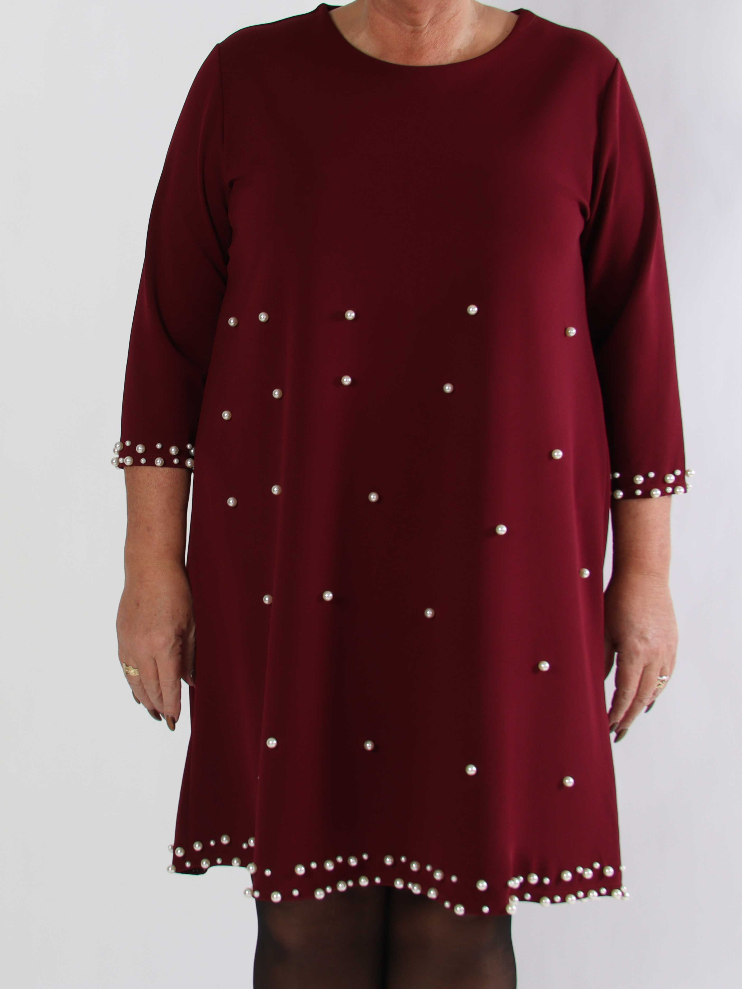 Obi - Klassisk plus size kjole med fine perler